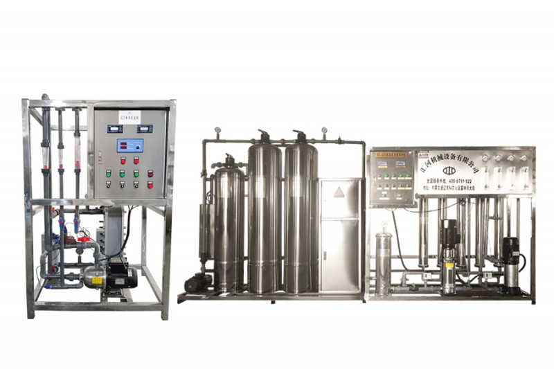  長(zhǎng)春客戶(hù)使用超純水設(shè)備制作車(chē)用尿素現(xiàn)場(chǎng)