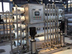 長春大型水廠純凈水設(shè)備維護(hù)現(xiàn)場 (173播放)