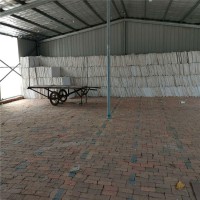 優(yōu)質(zhì)纖維增強硅酸鹽板現(xiàn)貨批發(fā)，A級防火硅酸鹽復合保溫板