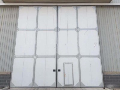 工業(yè)門，工業(yè)保溫門，平開門，工業(yè)門廠家，工業(yè)