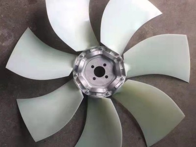 發(fā)動(dòng)機(jī)風(fēng)扇葉,農(nóng)用車風(fēng)扇葉廠家批發(fā)，汽車濾清器廠家