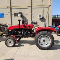 大型四輪牽引機 可選裝四滾筒 704 線纜施工